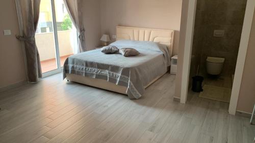 Meri Rooms - carbon neutral hotel in Vlore