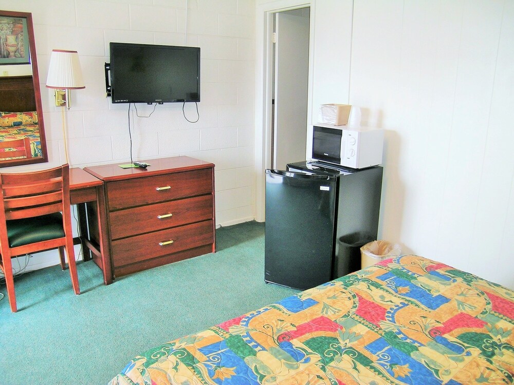 Travel Inn of La Junta - photo 30