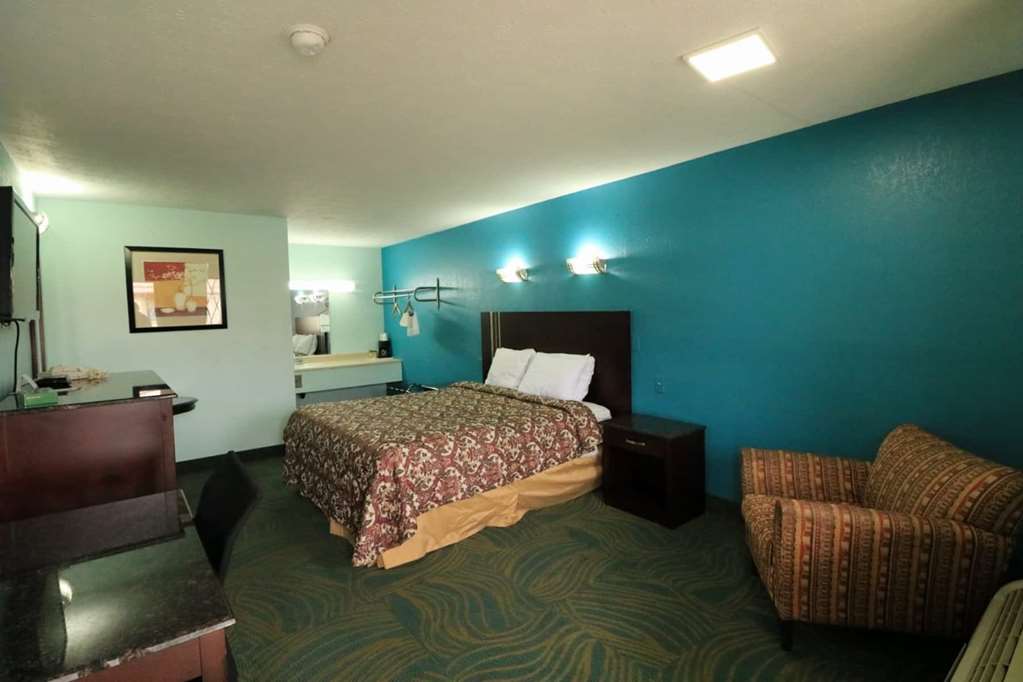 Travelodge by Wyndham Parkersburg - photo 13