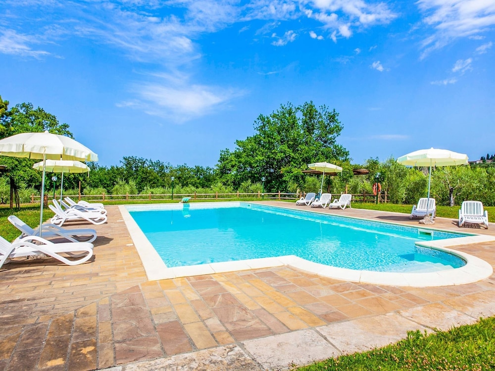 Rustic Farmhouse in Terricciola — 5-Star Luxury Hotel in Terricciola, Italy