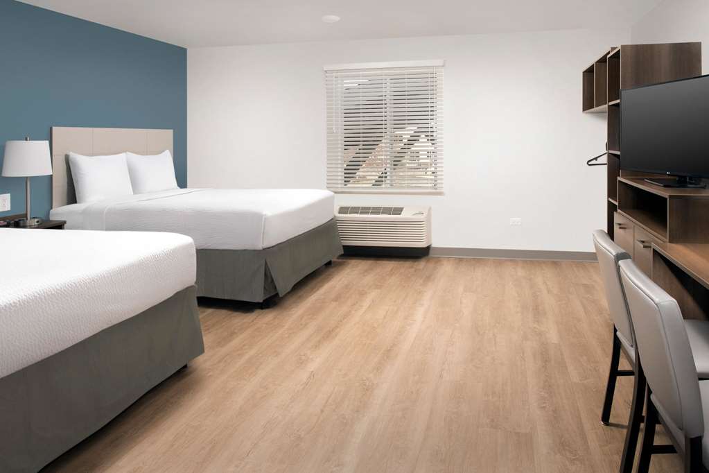 WoodSpring Suites Chicago Tinley Park - photo 15