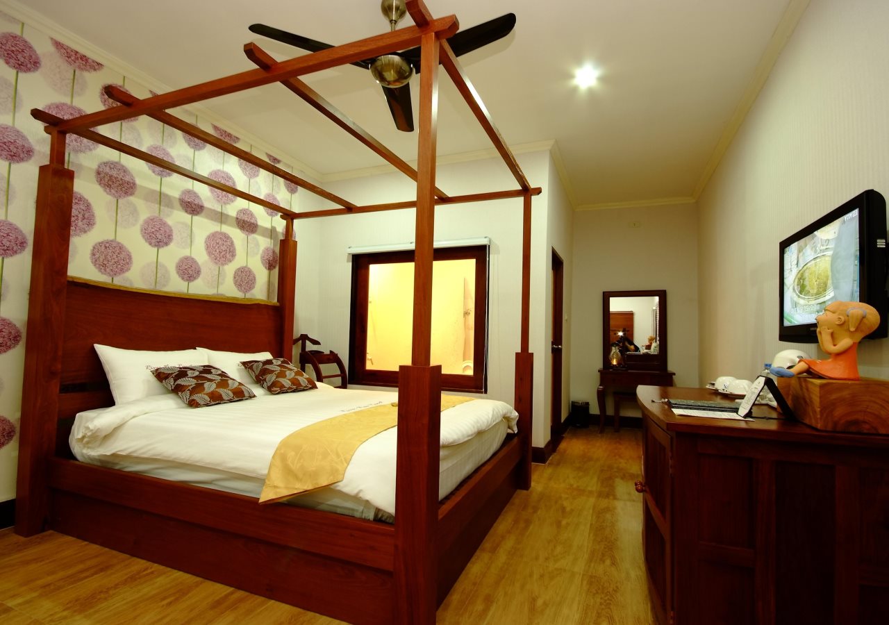 River View Resort - carbon neutral hotel in Vientiane