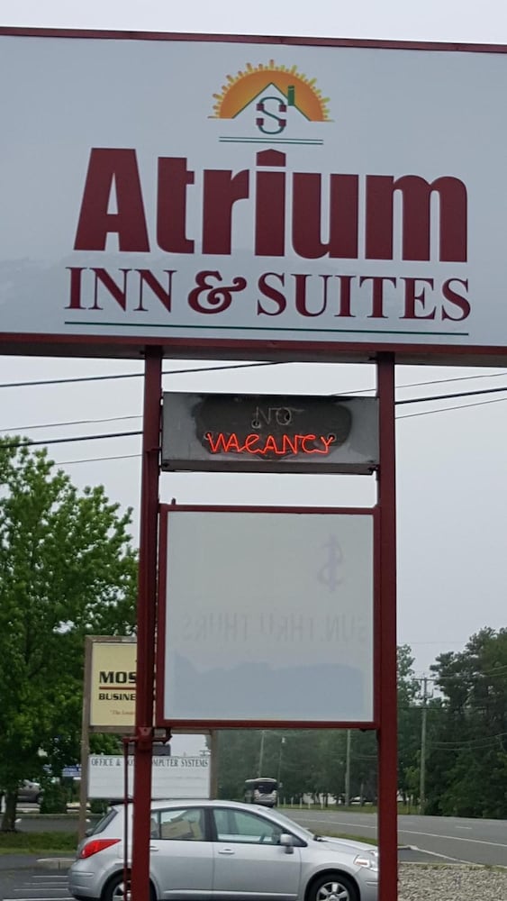 Atrium Inn - photo 31