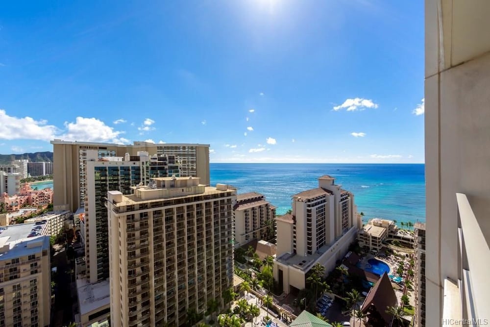 Jet Luxury at The Trump Waikiki - photo 35