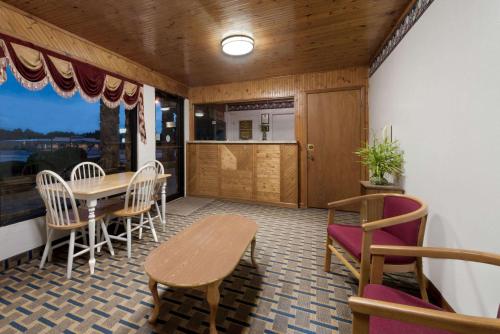 Post Oak Inn - photo 10