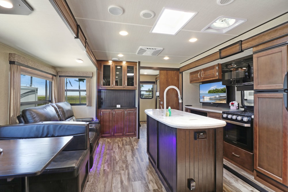 Sunshine Key RV Resort & Marina - photo 16