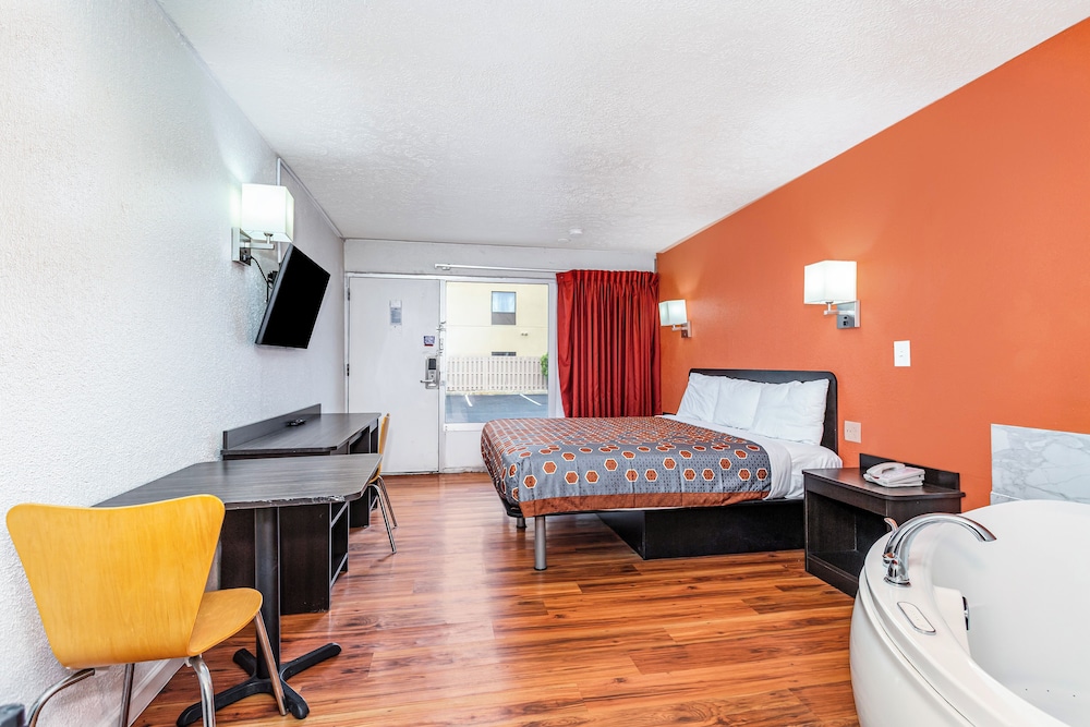 Relax Inn By Oyo Columbus Oh I 70 - photo 25