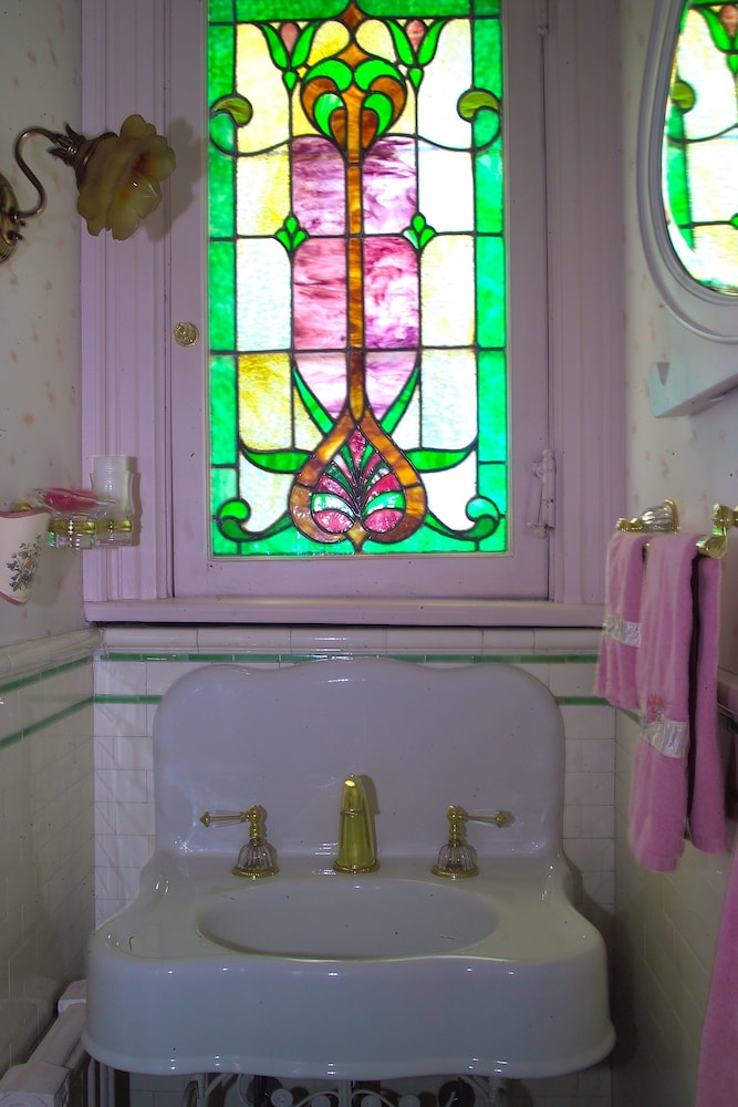 South Broadway Manor - photo 143