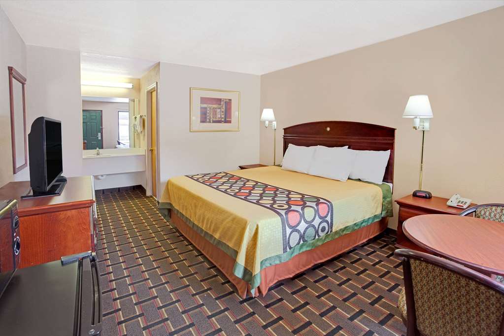 Super 8 by Wyndham Acworth Atlanta Area - photo 8