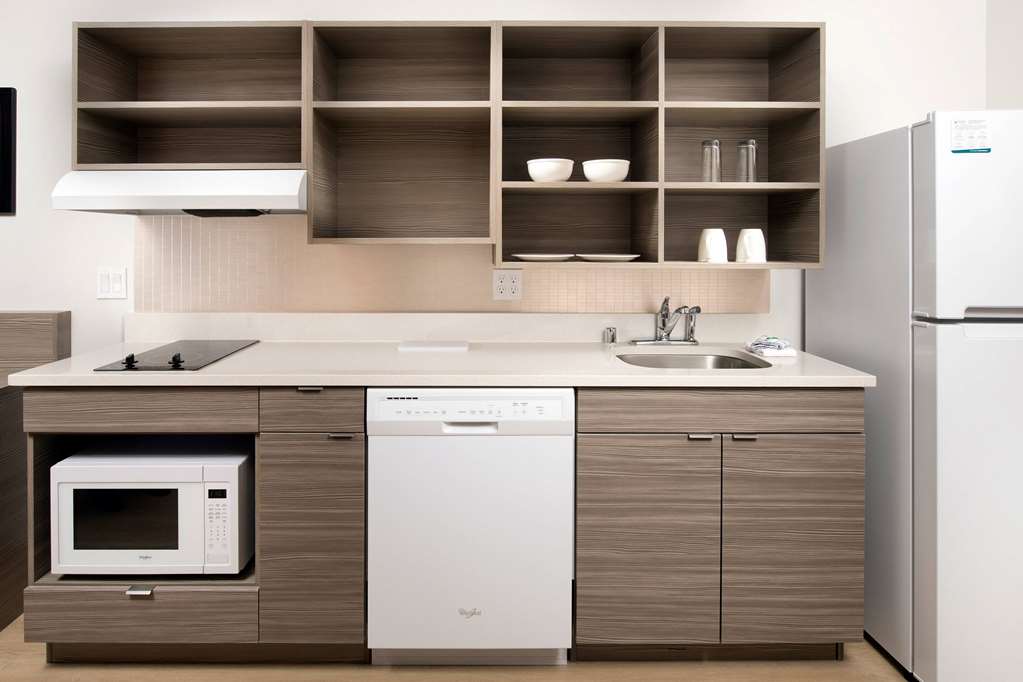 WoodSpring Suites Seattle Redmond - photo 14