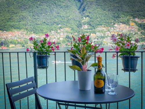 Balcony On The Lake Free Parking Lake view — 4-Star Luxury Hotel in Laglio, Italy