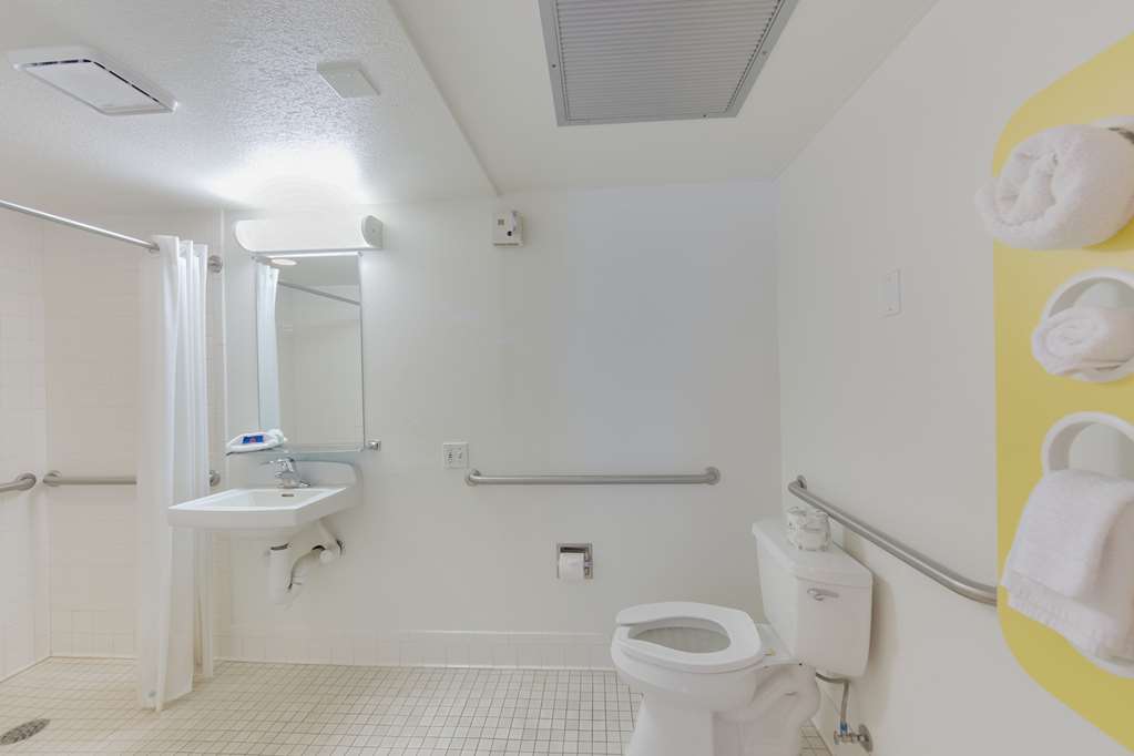 Motel 6 Weed Mount Shasta - photo 26