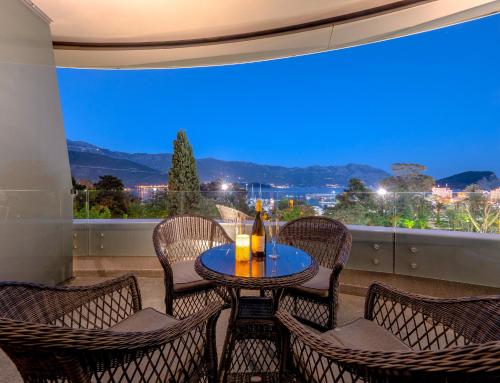 Apartments Garden Azure Budva — 4-Star Luxury Hotel in Budva, Montenegro
