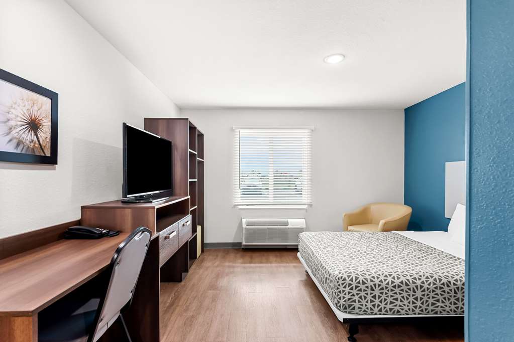 WoodSpring Suites Hudson Port Richey - photo 12