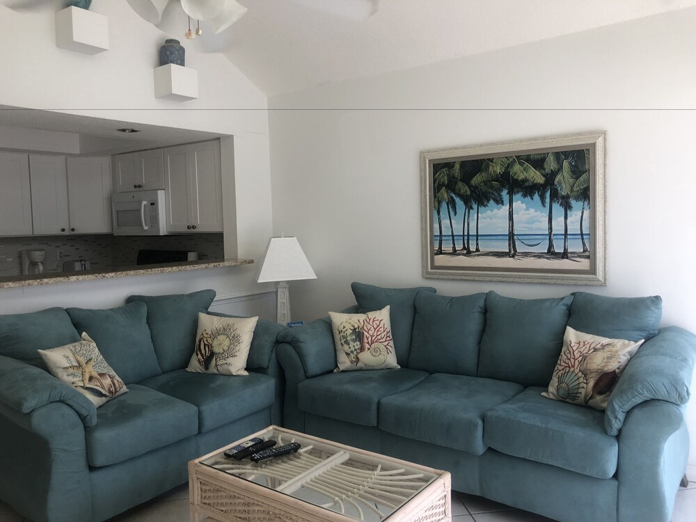 Coconuts Beach Resort - photo 90