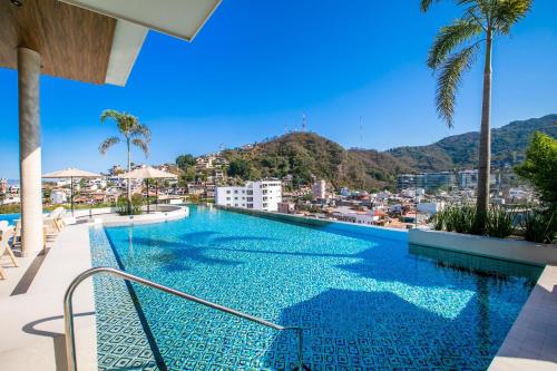 Luxury DVine Stay Rooftop Pool in Romantic Zone in Puerto Vallarta, Mexico