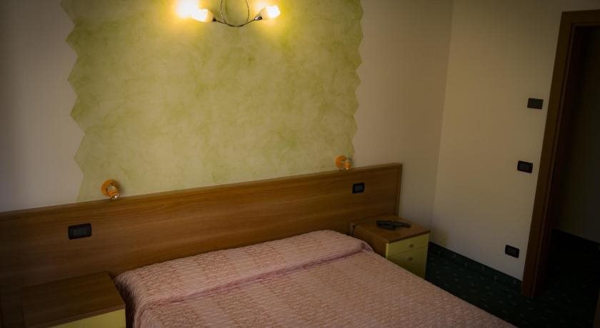 Albergo La Romanella pet-friendly hotel Spinone Al Lago