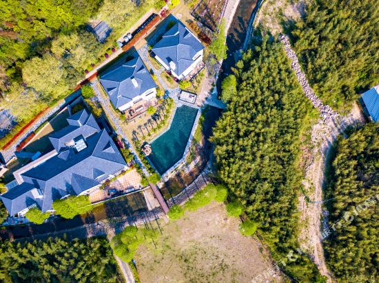 Modun Manor Yinquanju in Deqing, People's Republic of China