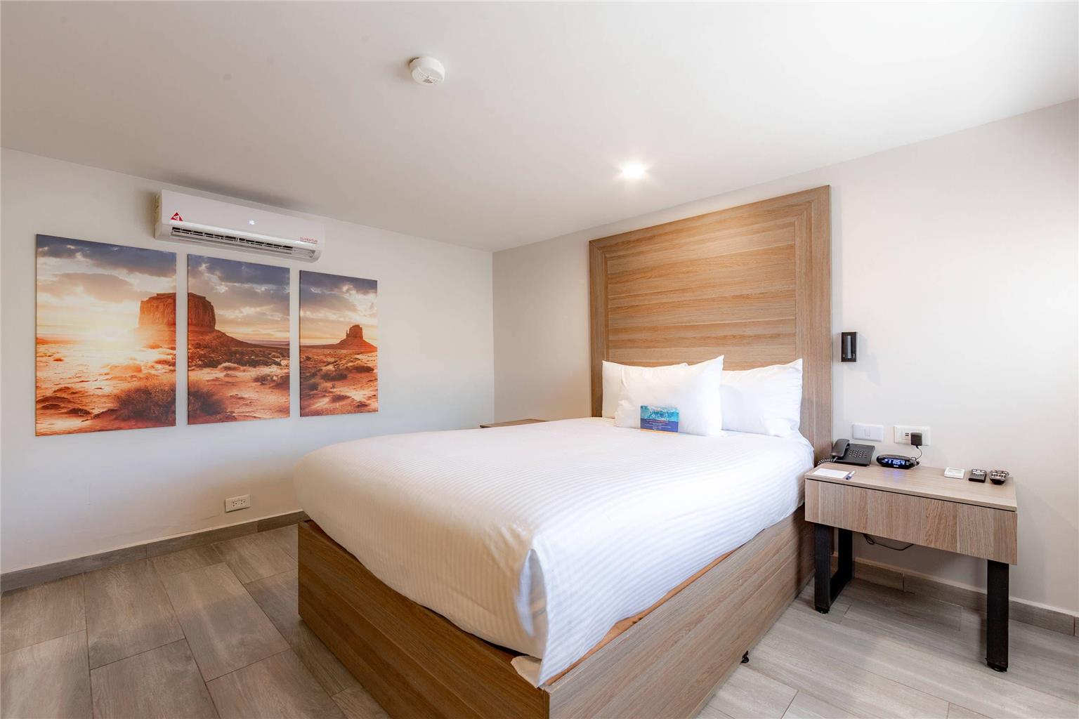 Guest room