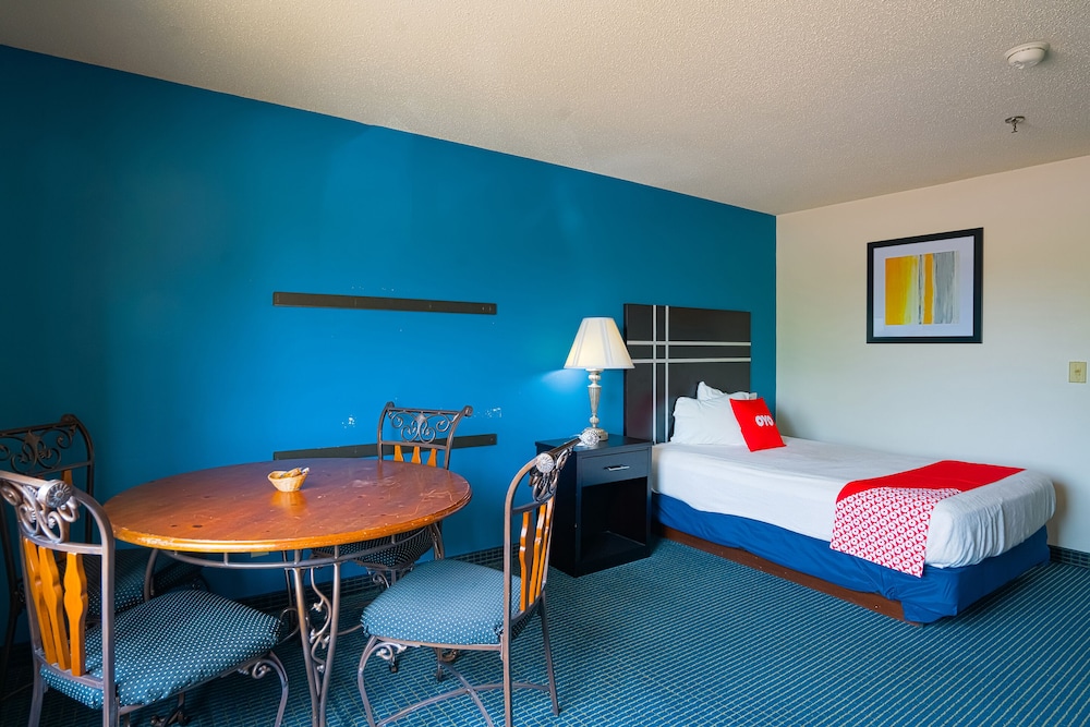 OYO Hotel Redwood Falls near Jackpot Casino - photo 21