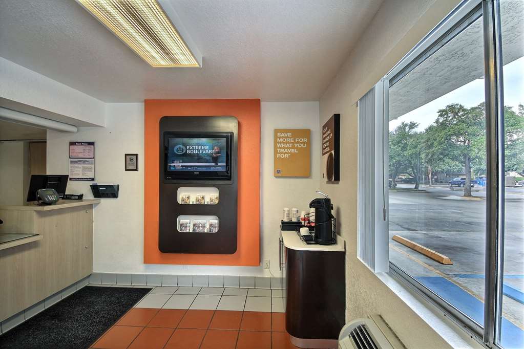 Motel 6 San Marcos TX - photo 27