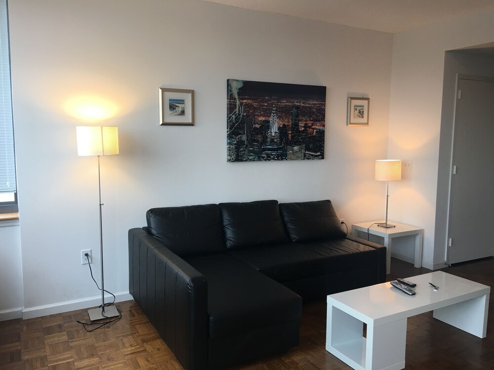 M Suites at Newport - photo 8