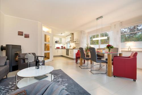 Haus ZingstZeit — 4-Star Luxury Hotel in Zingst, Germany