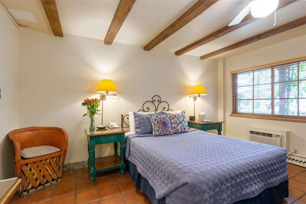 Santa Fe Motel & Inn - photo 25