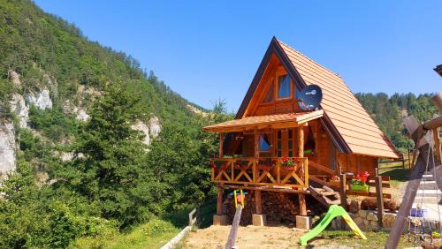 Tarska čarolija Zaovine - last minute hotel in Unknown City