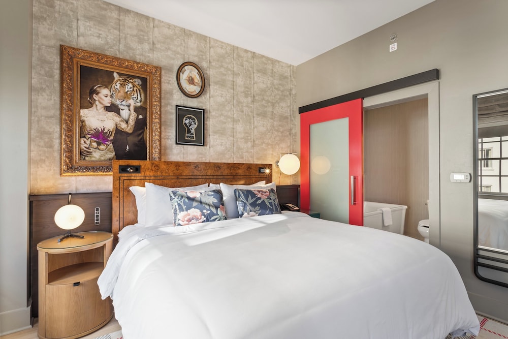 Hotel Indigo Baton Rouge Downtown by IHG - photo 39