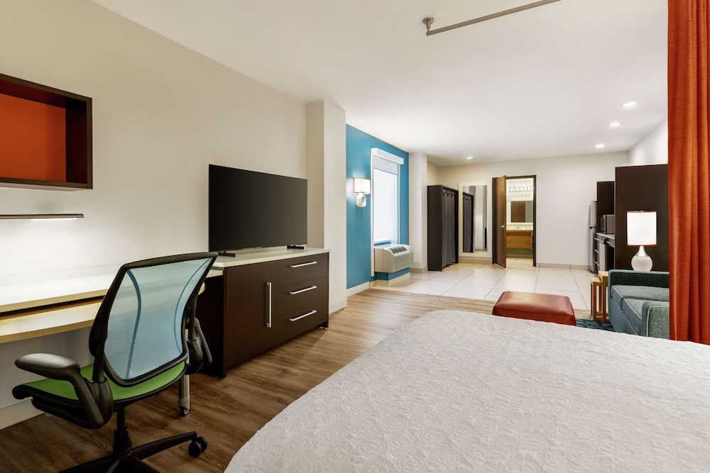 Home2 Suites by Hilton NY Long Island City Manhattan View - photo 10