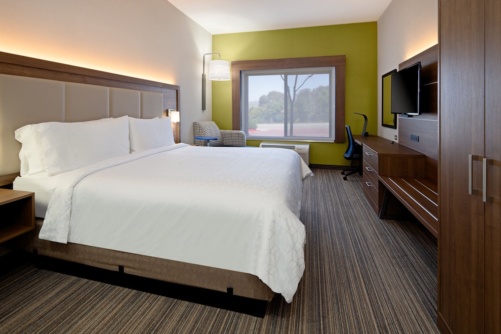 Holiday Inn Express Hotel & Suites Atascadero by IHG - photo 18