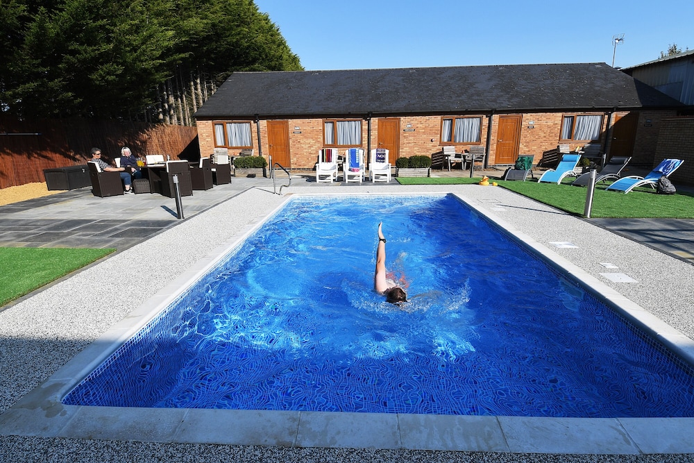 Spanhoe Lodge — 4-Star Luxury Hotel in Corby, United Kingdom