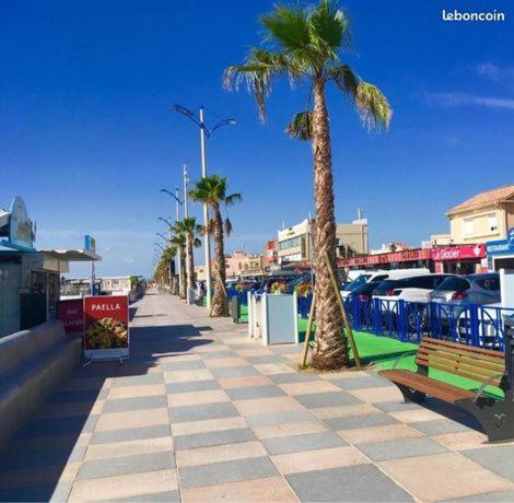 Studio Cabine Mer in Port-La-Nouvelle, France