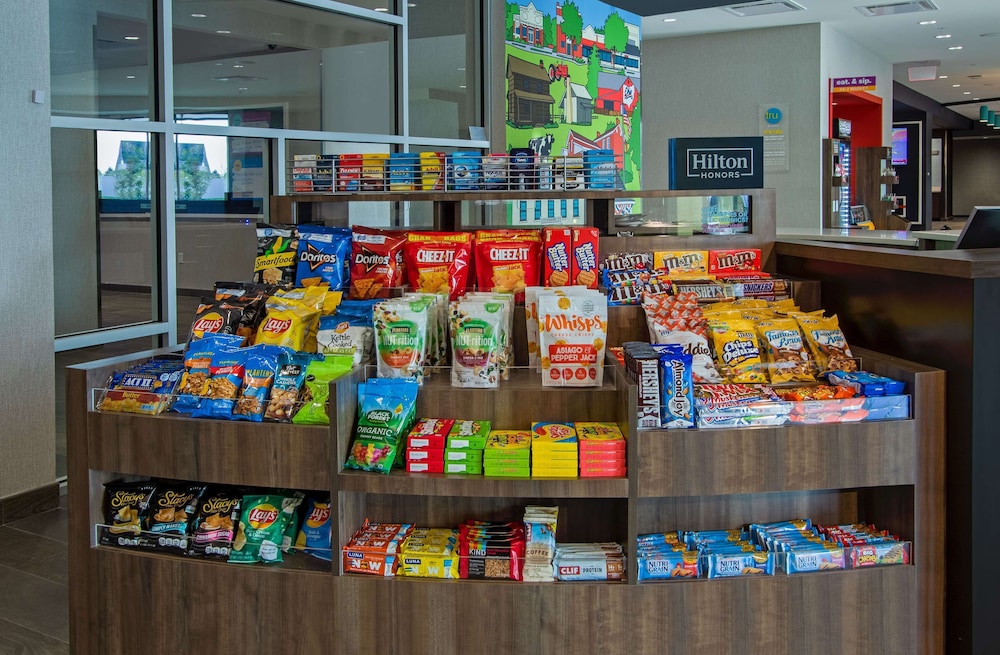 Tru by Hilton Grove City Columbus - photo 30