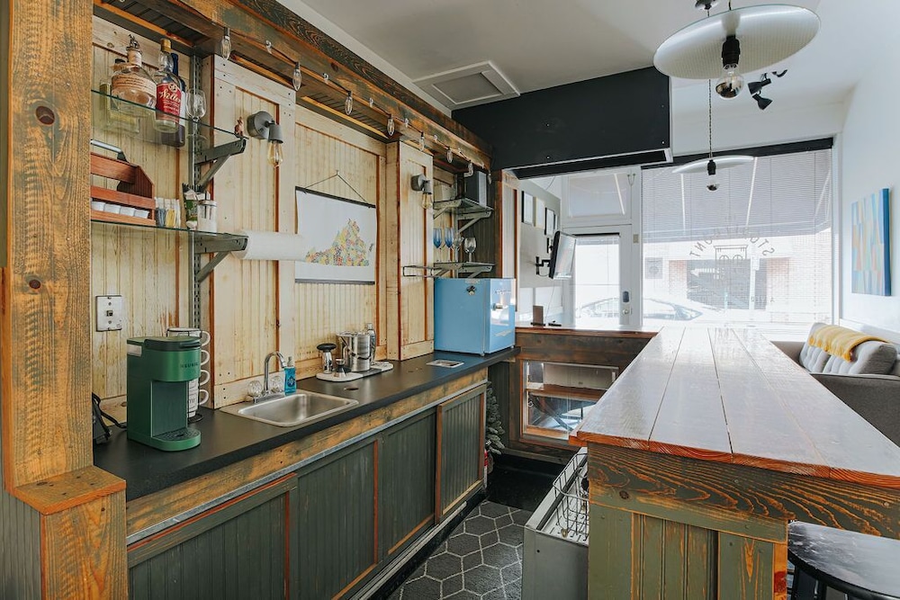 The Storefront - photo 16