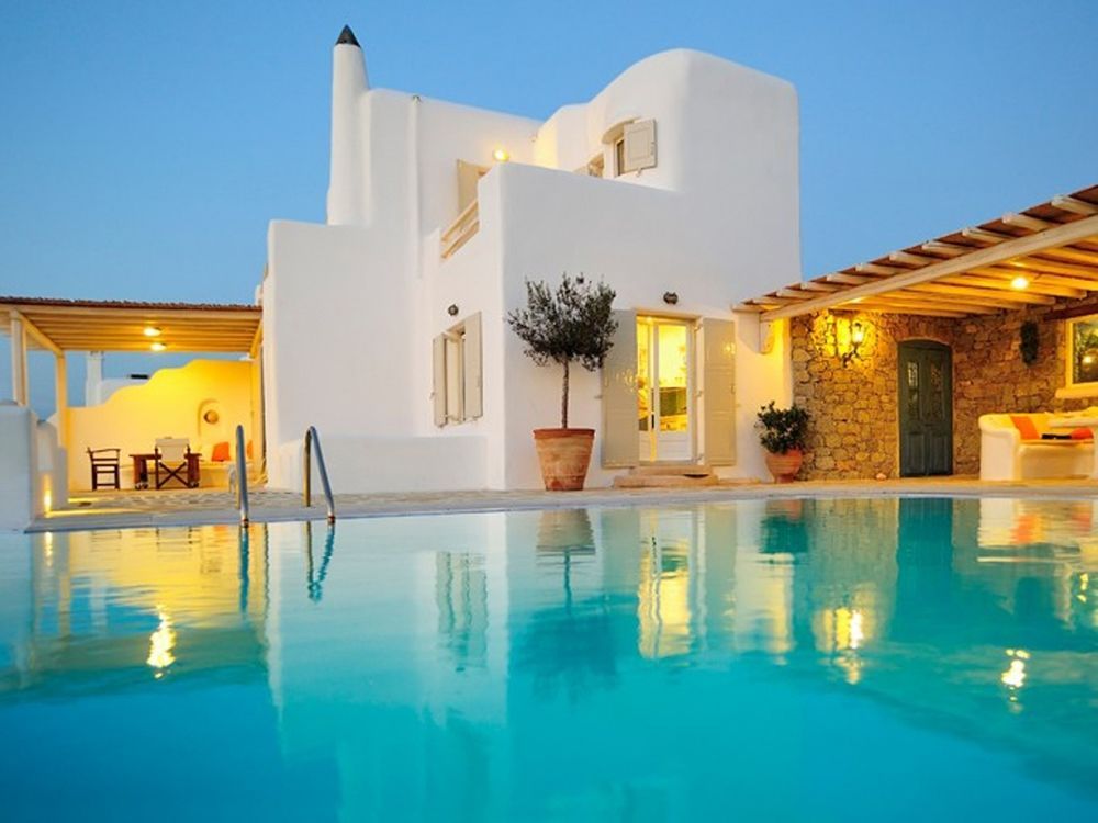 Medluxe Villas Ornos — 4-Star Luxury Hotel in Mykonos, Greece