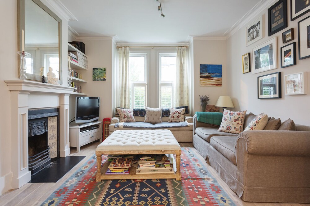 Veeve Domestic Calm