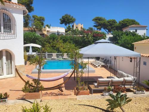 CASA SERENITA charming villa with swimming pool — 4-Star Luxury Hotel in Javea, Spain