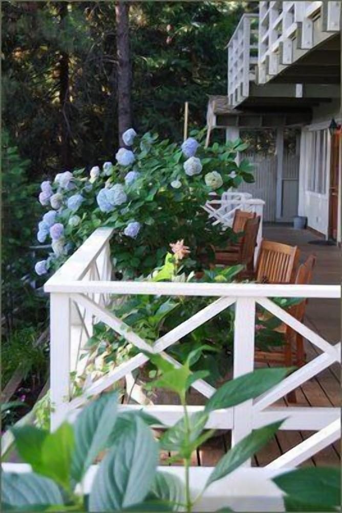 Narrow Gauge Inn - photo 34