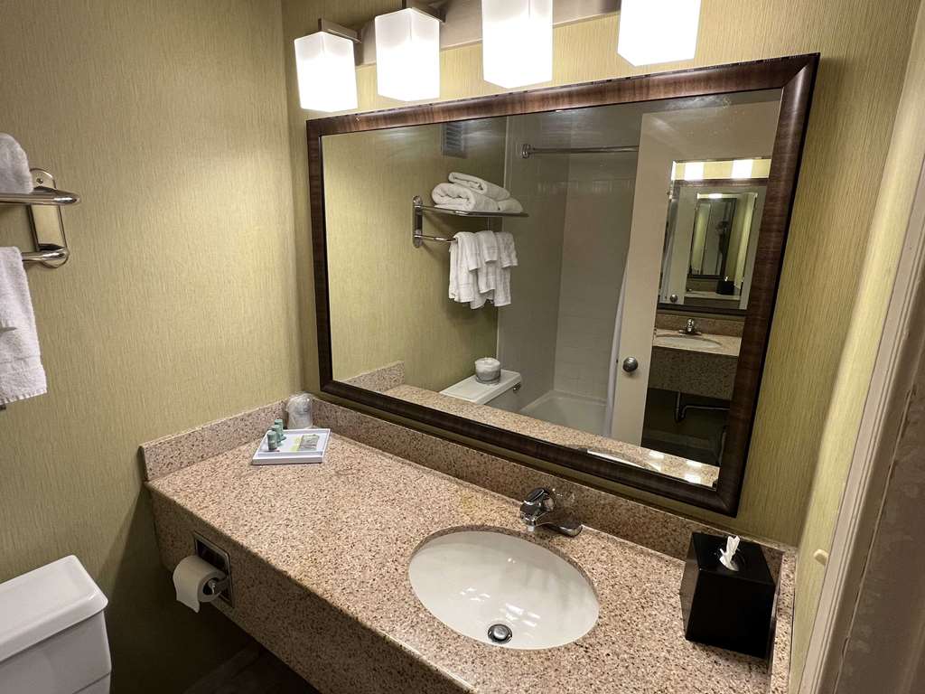Best Western Williamsburg Historic District - photo 12