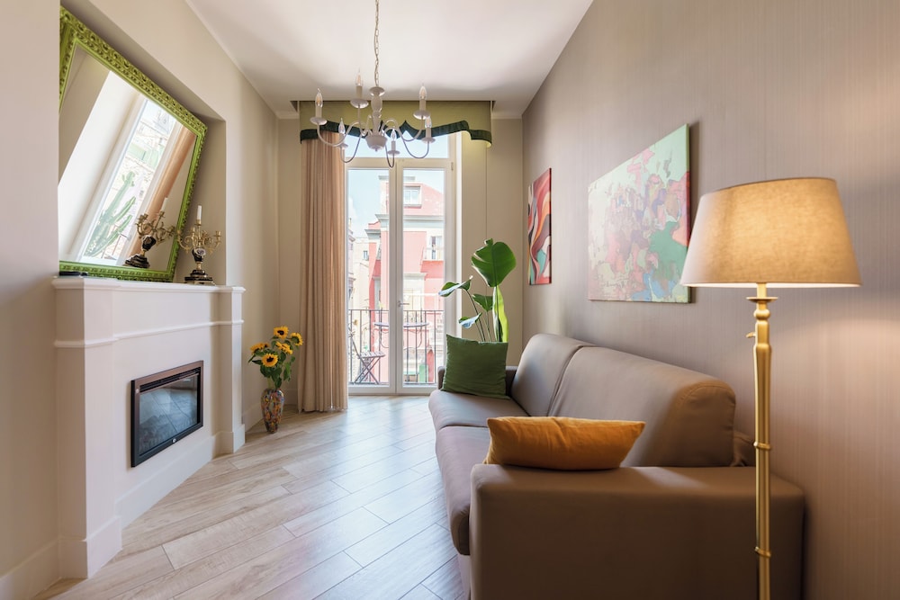It's Room Naples — 4-Star Luxury Hotel in Naples, Italy