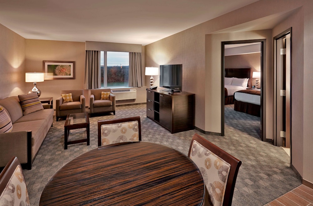 Doubletree By Hilton Lawrenceburg - photo 9