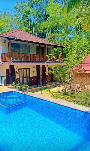 Lakefront Beach Homes — 4-Star Luxury Hotel in Cochin, India
