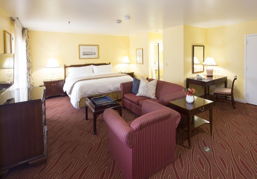 Campbell Inn - photo 9