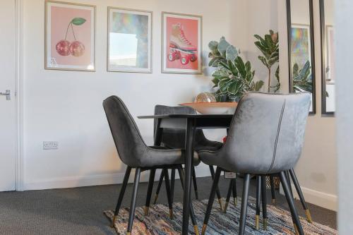 TOP location WiFi Parking Close to NFFC &Cricket in Nottingham, United Kingdom