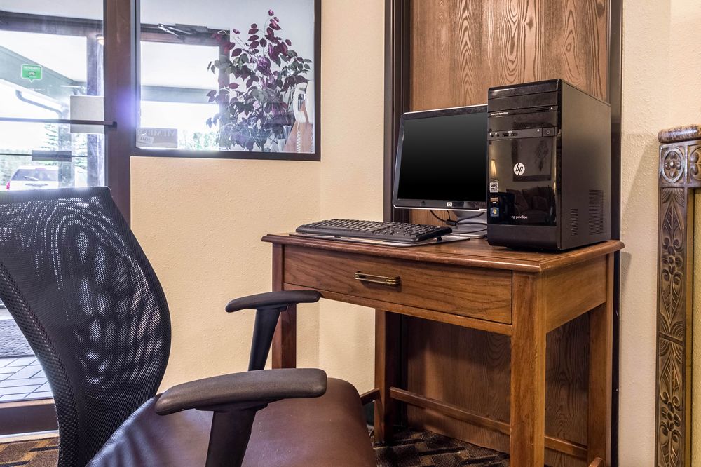 Rodeway Inn Baxter - photo 36