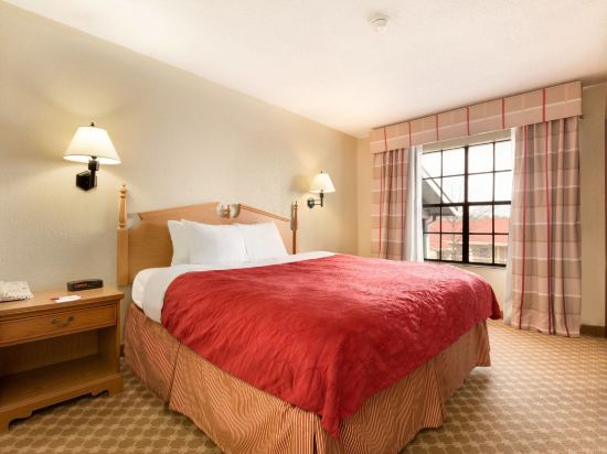 Ramada Huntsville - photo 11