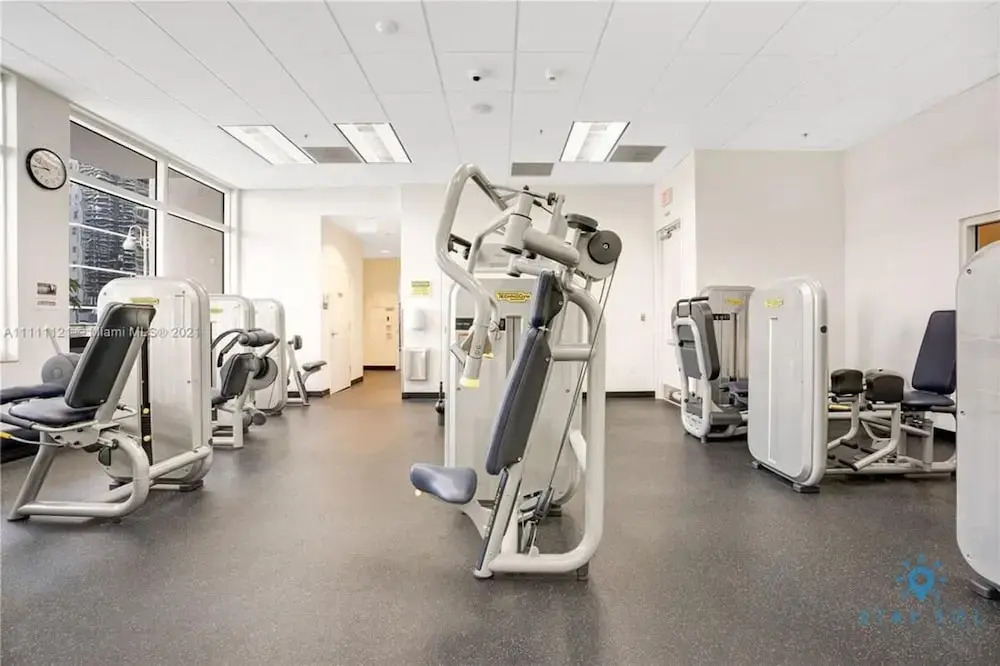 Beautiful 1BR Apartment with Amenities — 4-Star Luxury Hotel in Miami, United States
