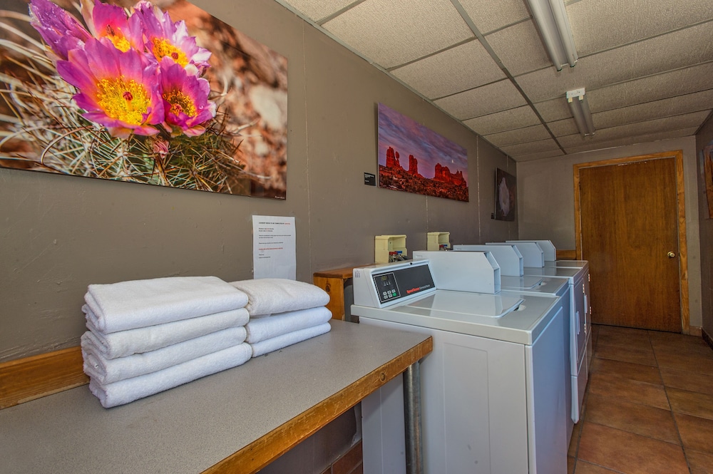 Moab Rustic Inn - photo 43